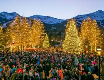 image of crowd gathered to enjoy lighting of trees downtown Breckenridge.